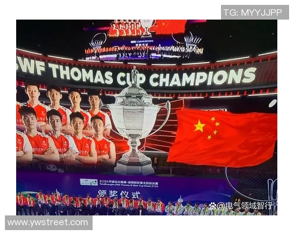 杭州羽毛球队在洲际杯中的默契配合展现团队实力与竞技精神 杭州羽毛球队在洲际杯中的默契配合展现团队实力与竞技精神