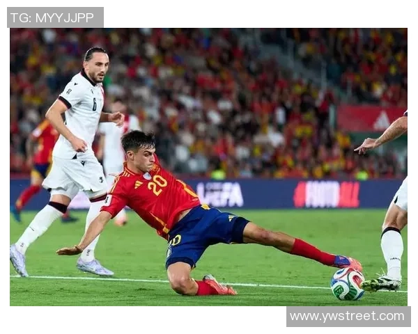 足球明星亮相美国综艺节目展现球场外的魅力与才华