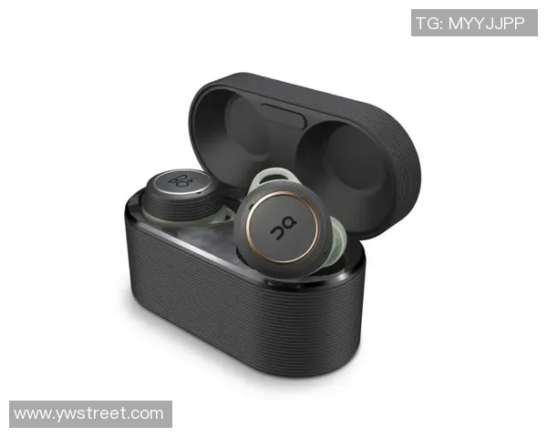 足球明星携手推出限量版手机引领时尚潮流与科技创新的完美结合