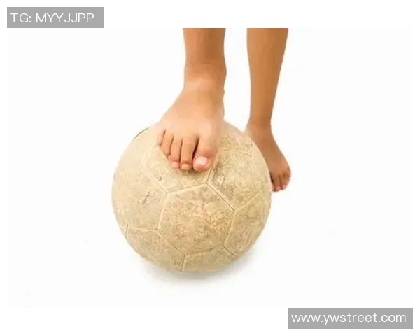 非洲足球明星赤脚队的传奇旅程与人道使命探索